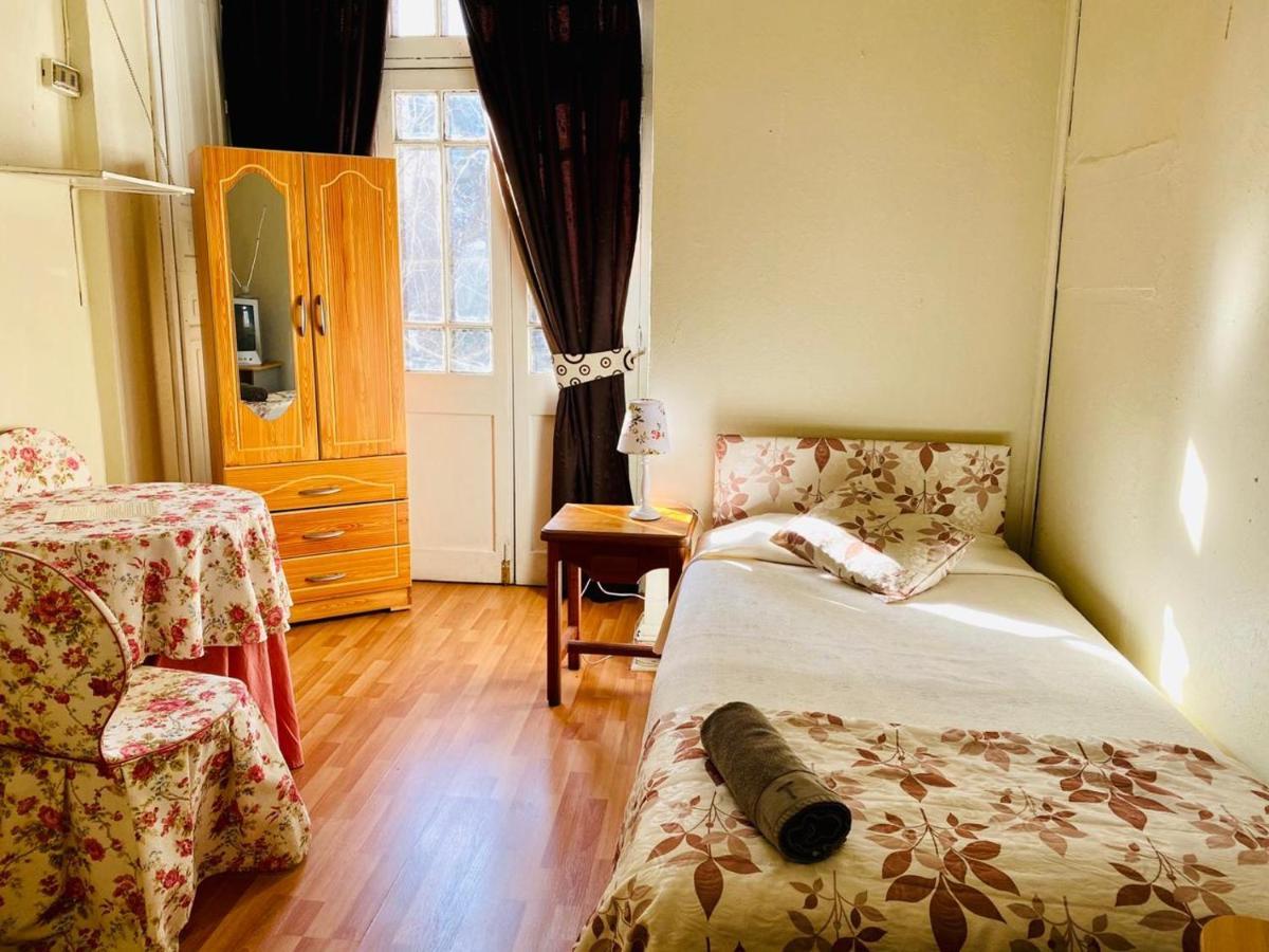Hostal Plaza Londres 77 Santiago du Chili Extérieur photo